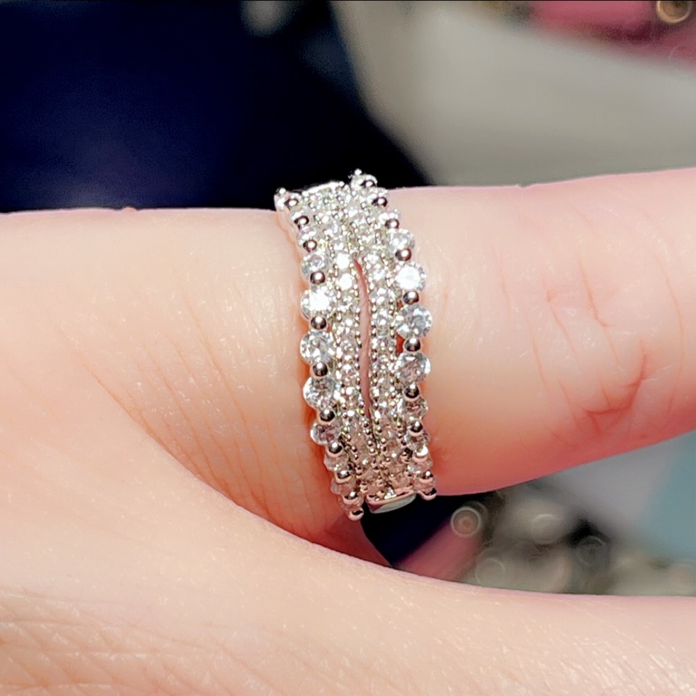 Multilayer Wave Diamond Ring - Picture 3 of 9